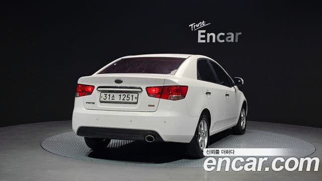Kia Forte 빌트인캠2 — базовая версия - Built-in Cam 2, 2013 2
