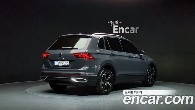 Volkswagen Tiguan 2세대 Premium, 2022 2