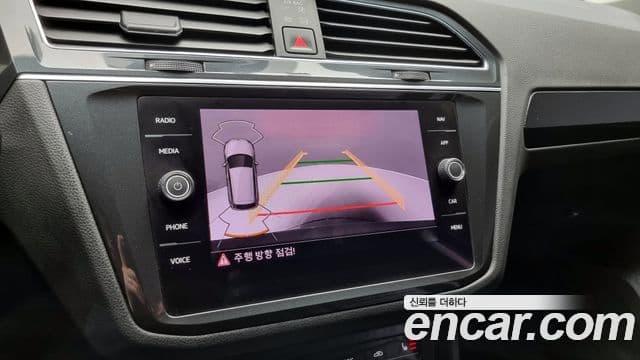 Volkswagen Tiguan 2세대 Premium, 2022 16