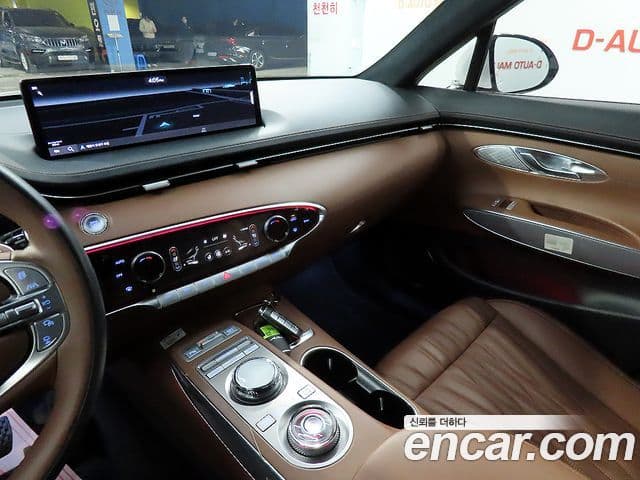 Genesis GV70, 2023 10