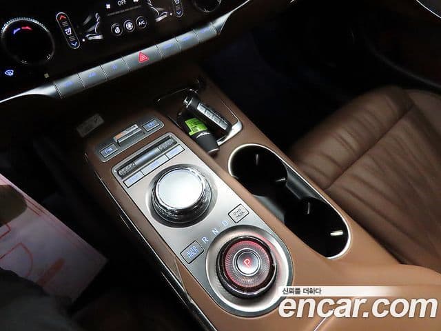 Genesis GV70, 2023 12