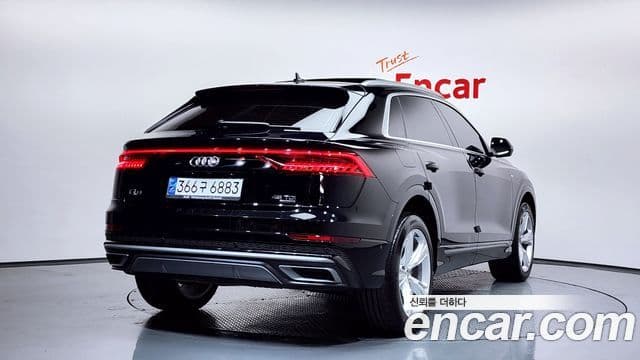 Audi Q8 (4M) Premium, 2023 2