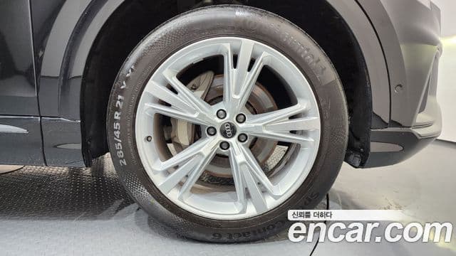 Audi Q8 (4M) Premium, 2023 все фото