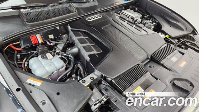 Audi Q8 (4M) Premium, 2023 6