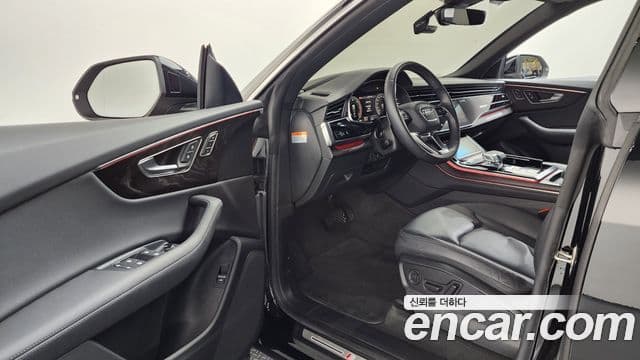 Audi Q8 (4M) Premium, 2023 10