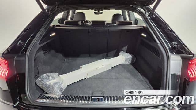 Audi Q8 (4M) Premium, 2023 20