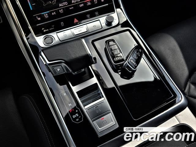 Audi Q8 (4M) Premium, 2021 10