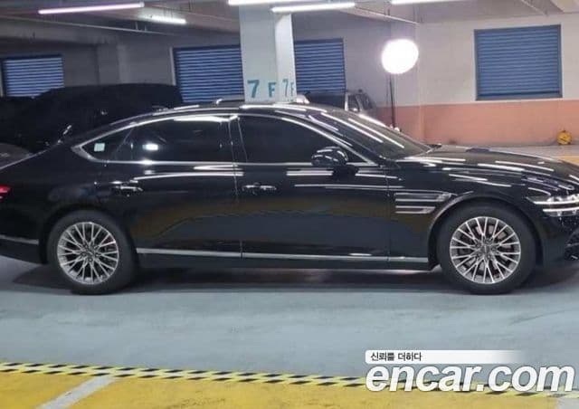 Genesis G80 (RG3) бензин 2.5 турбо AWD, 2022 11