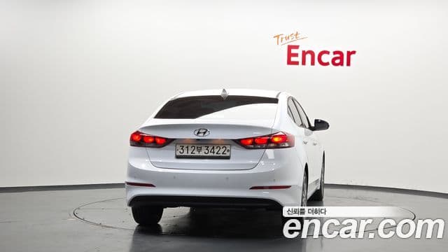 Hyundai Avante AD 1.6 GDI Value Plus, 2018 4