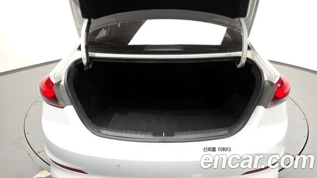 Hyundai Avante AD 1.6 GDI Value Plus, 2018 20