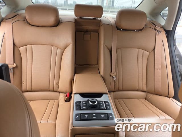 Genesis G80 Premium Luxury, 2018 17