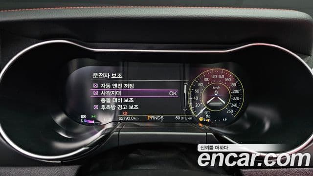 Ford Mustang кабриолет, 2021 8