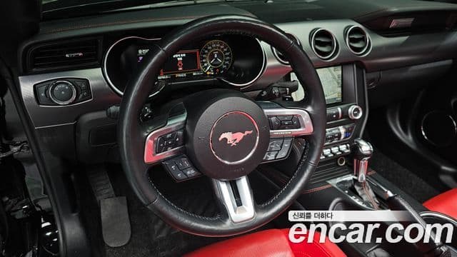 Ford Mustang кабриолет, 2021 13