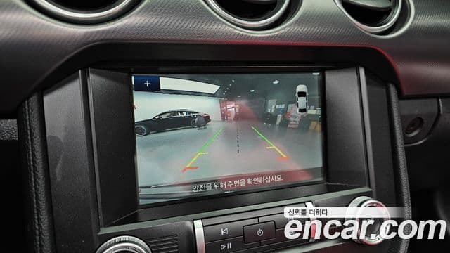 Ford Mustang кабриолет, 2021 15