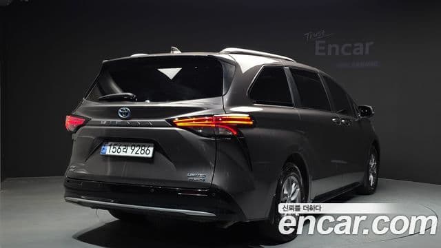 Toyota Sienna 4세대, 2023 2