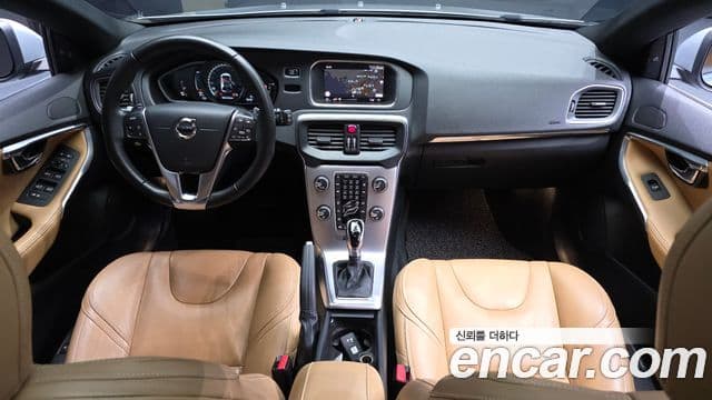 Volvo V40 2세대, 2018 7
