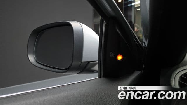 Volvo V40 2세대, 2018 18