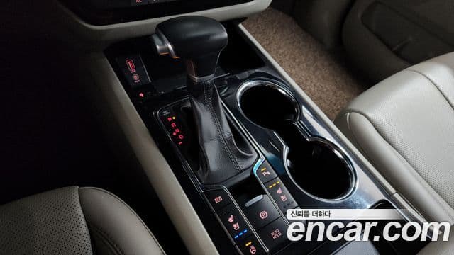 Kia The / новый New Carnival Noblesse, 2019 9