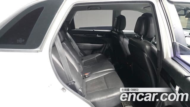 Kia New Sorento R Trendy, 2014 12