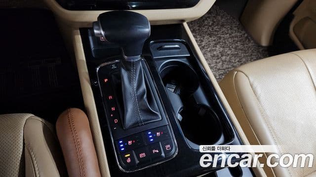 Kia All New Carnival Noblesse, 2017 9