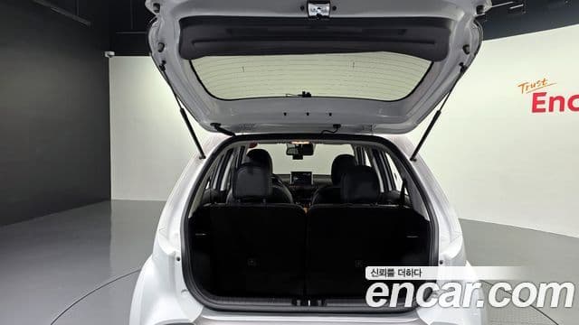 Hyundai Casper турбо D Essential, 2023 20