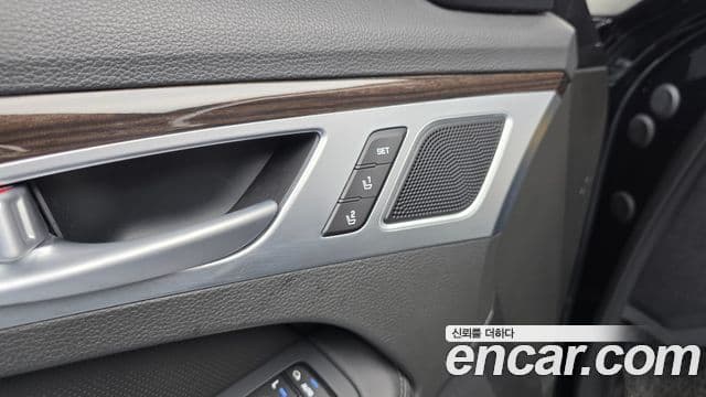 Genesis G80 Luxury, 2017 17