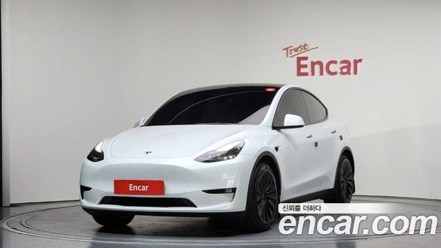 Tesla модель Y, 2024 1
