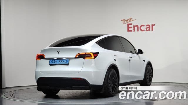 Tesla модель Y, 2024 2