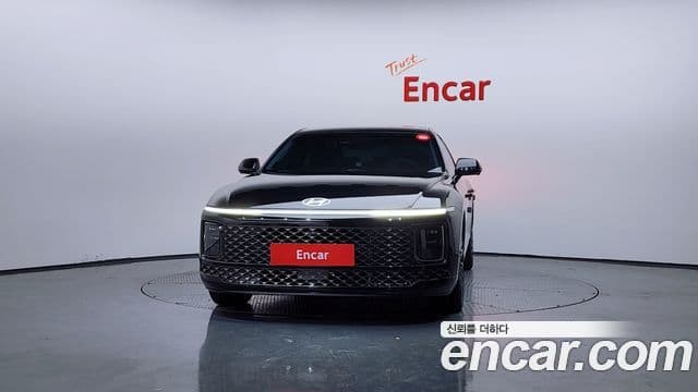 Hyundai Grandeur (GN7) Calligraphy, 2024 3