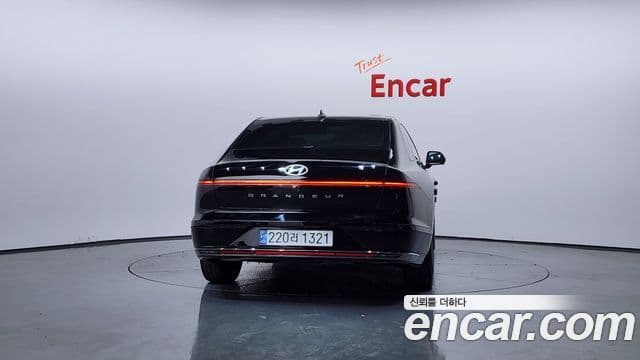 Hyundai Grandeur (GN7) Calligraphy, 2024 4