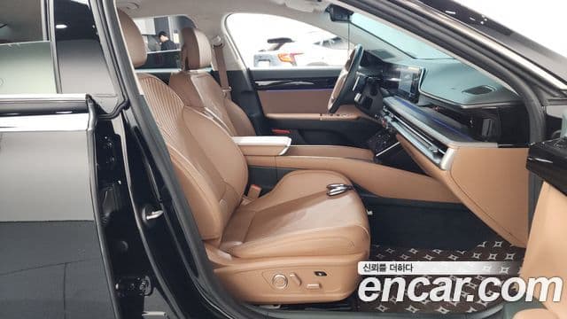 Hyundai Grandeur (GN7) Calligraphy, 2024 11