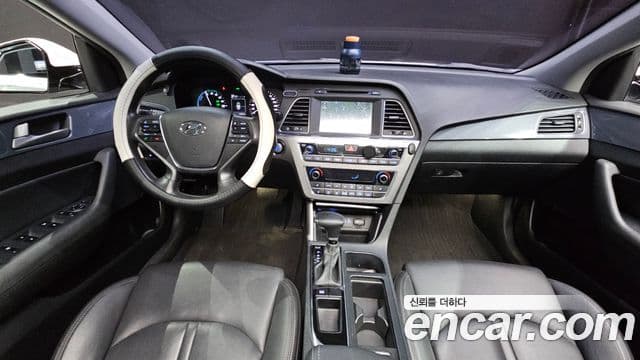 Hyundai LF Sonata гибрид Modern, 2016 7