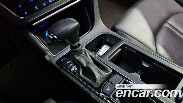 Hyundai LF Sonata гибрид Modern, 2016 9