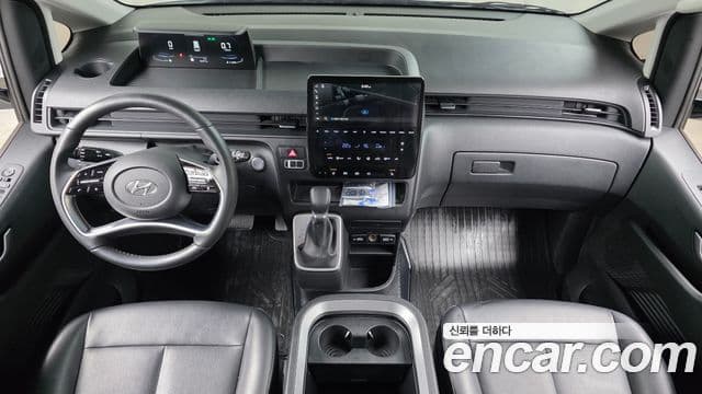 Hyundai Staria Modern, 2023 7