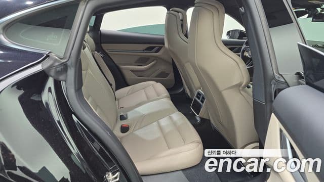 Porsche 타이칸 базовый, 2025 12