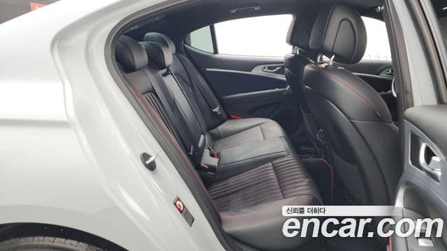 Genesis G70 Sport пакет, 2018 12