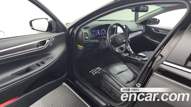 Hyundai Grandeur IG Special, 2019 10