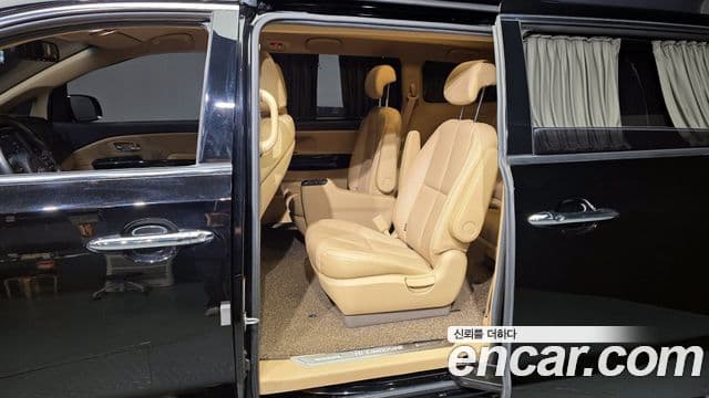 Kia The / новый New Carnival Noblesse Special, 2019 11