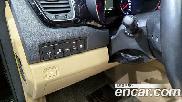 Kia The / новый New Carnival Noblesse Special, 2019 15