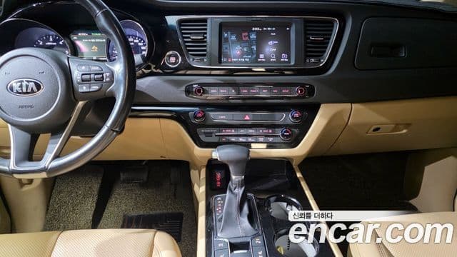 Kia The / новый New Carnival Noblesse Special, 2019 19