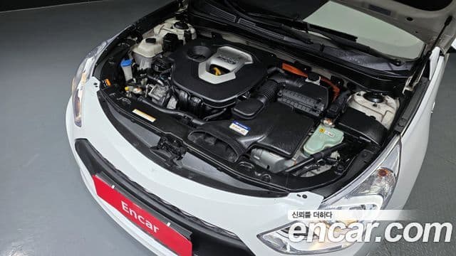 Hyundai Sonata гибрид Modern, 2014 6