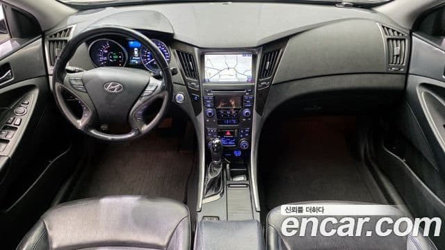 Hyundai Sonata гибрид Modern, 2014 7