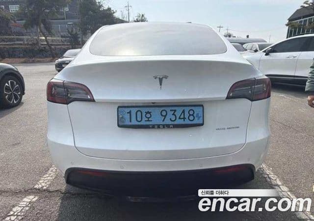 Tesla модель Y Long Range AWD, 2022 3
