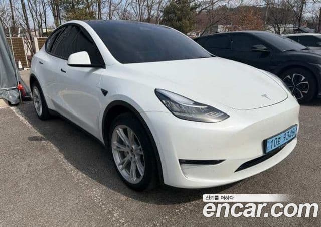 Tesla модель Y Long Range AWD, 2022 8