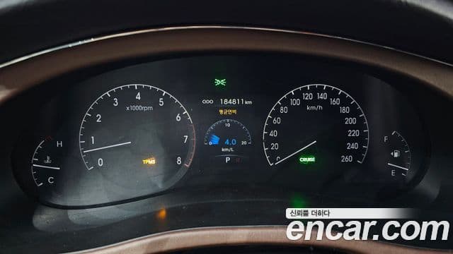 Hyundai Genesis VIP팩, 2011 8