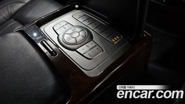 Hyundai Genesis VIP팩, 2011 18