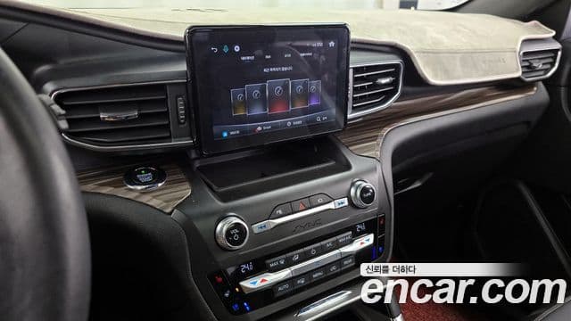 Ford Explorer 6세대 2.3 Limited 4WD, 2020 14