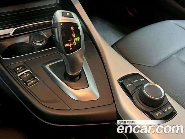 BMW 1시리즈 (F20) 118d Joy 5도어, 2019 16