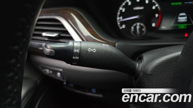 Genesis EQ900 Luxury, 2016 17