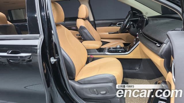Kia Carnival 4세대 Signature, 2021 11